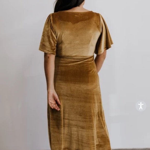NWT Baltic Born Meghan Gold Velvet Wrap Maxi Dress - Picture 5 of 11